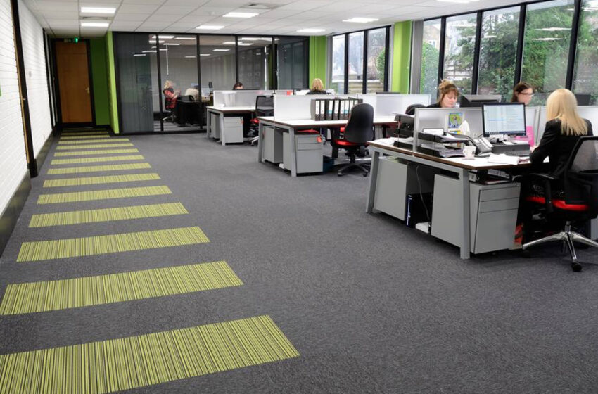Vinyl office carpet tiles