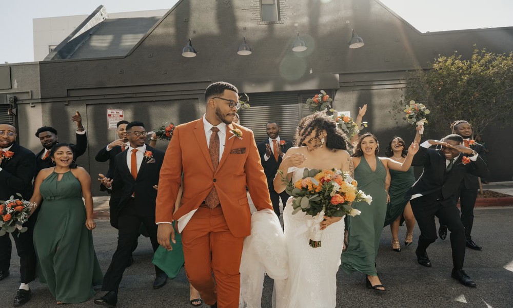 The Complete Style Guide to Groomsmen Suits for Modern Weddings