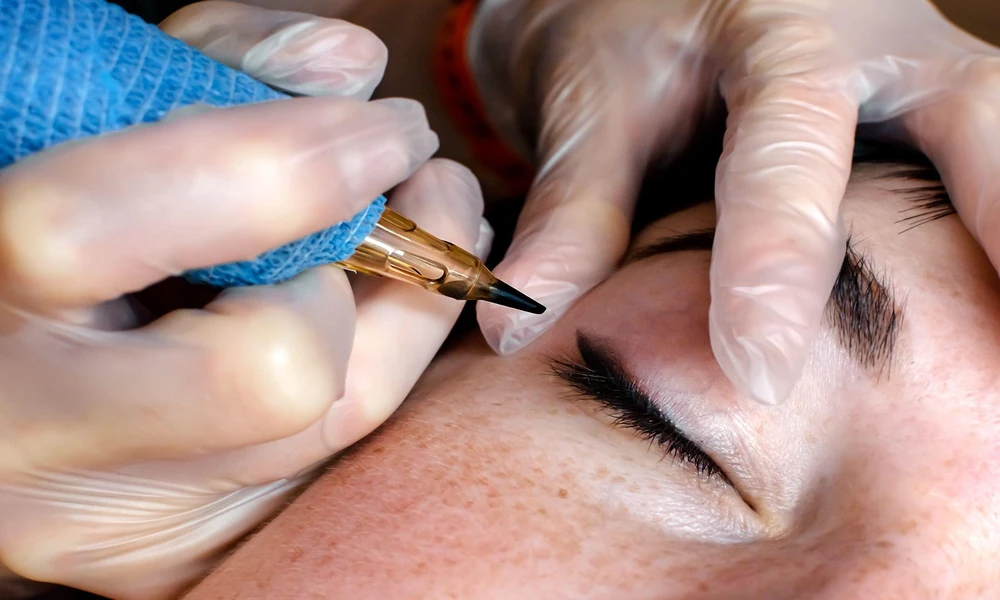 What to Expect Regarding Longevity and Pigment Qualities in Eyeliner Embroidery Treatments